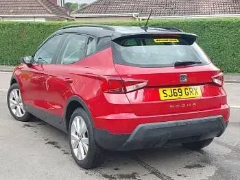 Used Seat Arona SE Technology 95 HP (69 kW) 2019 Red SUV