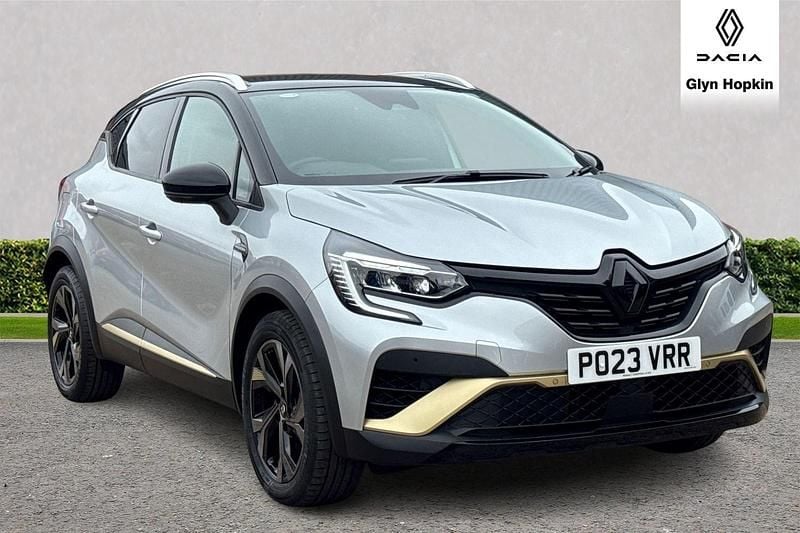 Grey/black Used 2023 Renault Captur Engineered SUV | £18,704 (Fair price) - Image 1/4