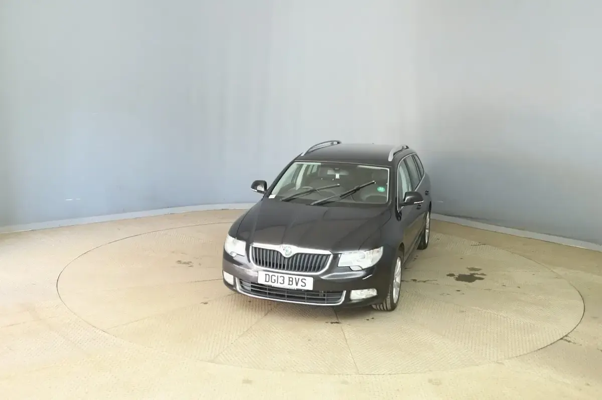 Used Skoda Superb SE 2013 Black Estate
