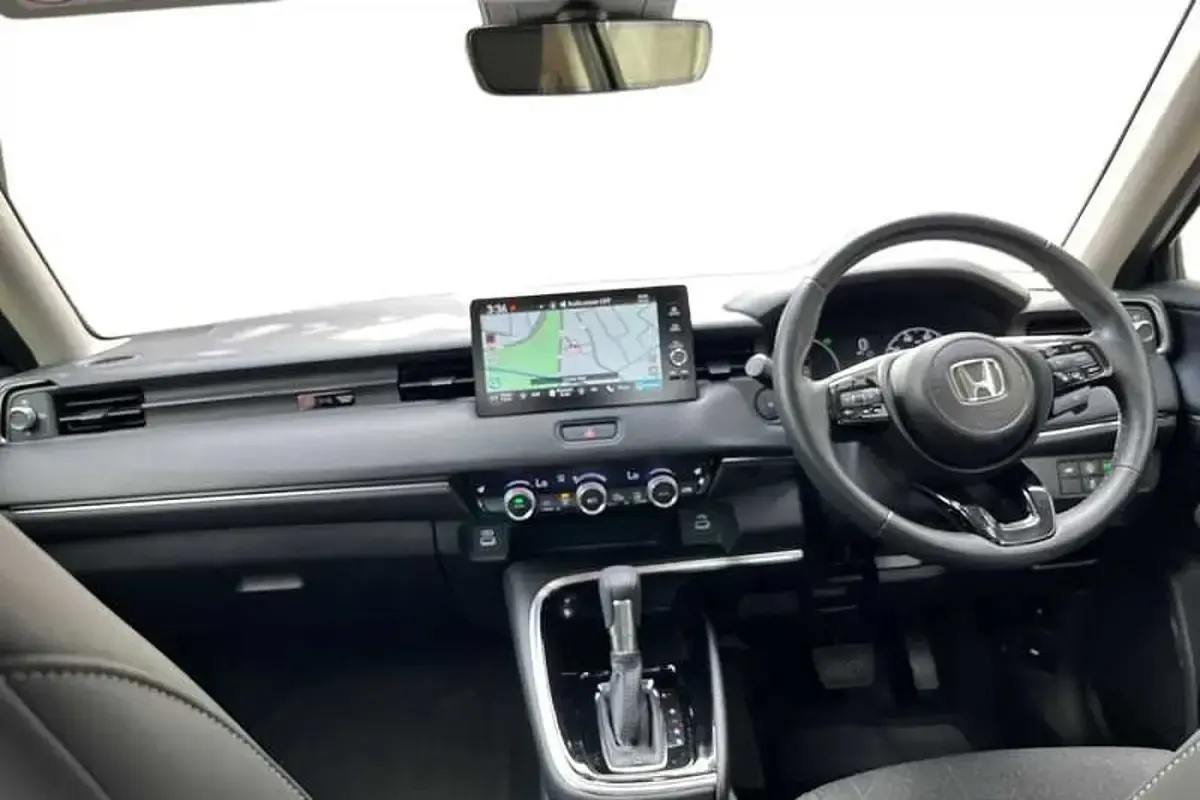 Used Honda HR-V Advance 131 HP (96 kW) 2024 Grey SUV