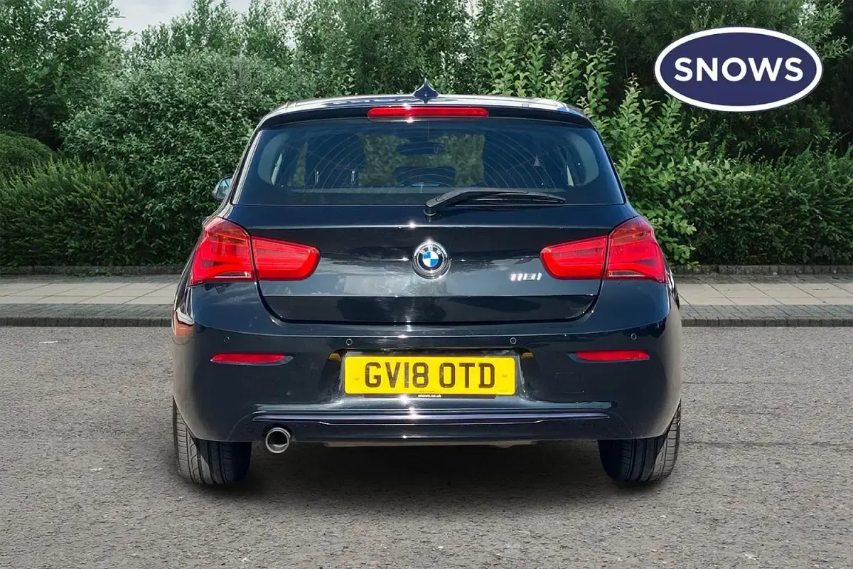 Used BMW 118 Sport Line 136 HP (100 kW) 2018 Black Hatchback