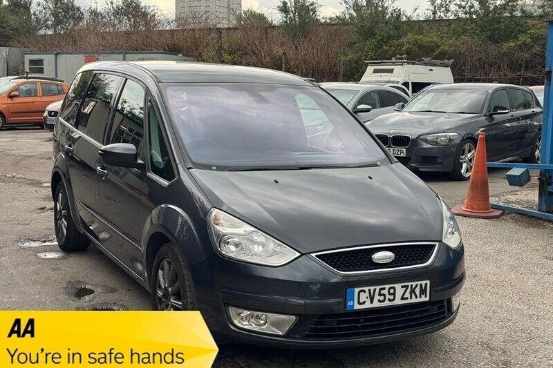 Grey Used 2009 Ford Galaxy Ghia MPV | £2,489 (Good price) - Image 1/1