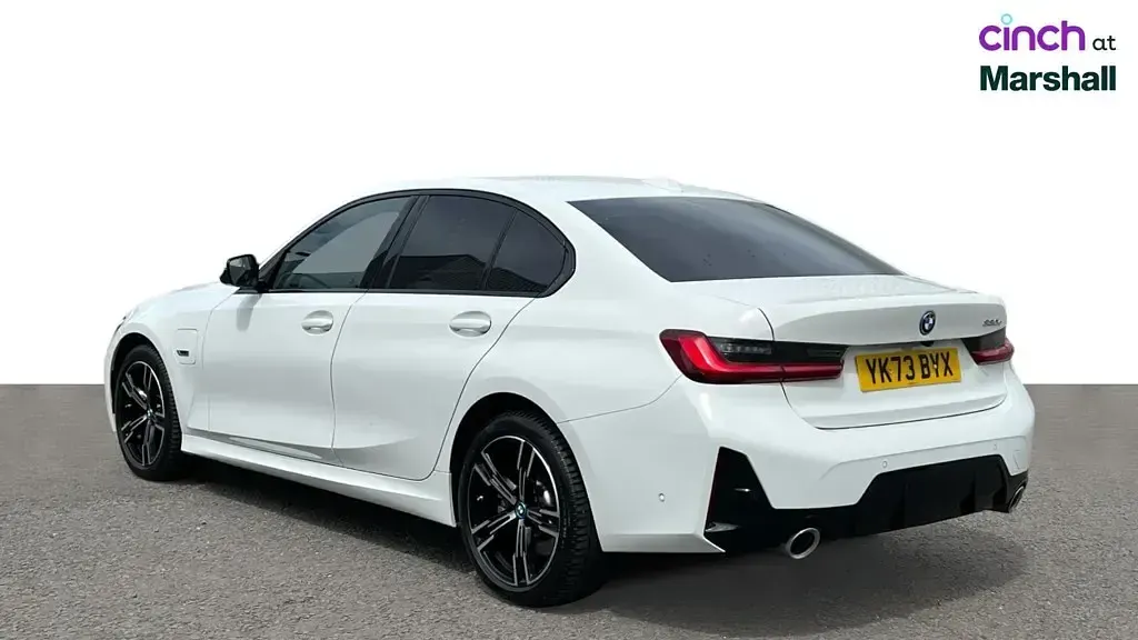 Used BMW 330e M Sport 292 HP (214 kW) 2024 Alpine white Sedan