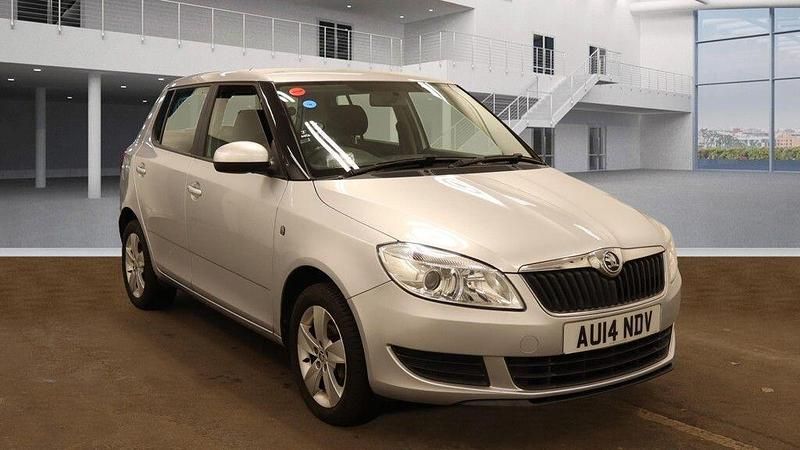 Silver Used 2014 Skoda Fabia SE Hatchback | £5,199 (Good price) - Image 1/4