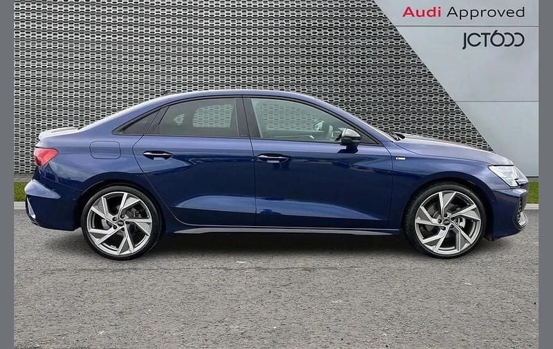 Used Audi A3 Black Edition 204 HP (150 kW) 2025 Blue Sedan