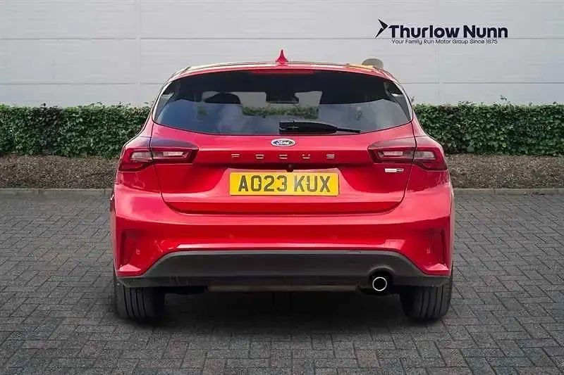 Usado Ford Focus Titanium X 155 HP (114 kW) 2023 Vermelho Citadino