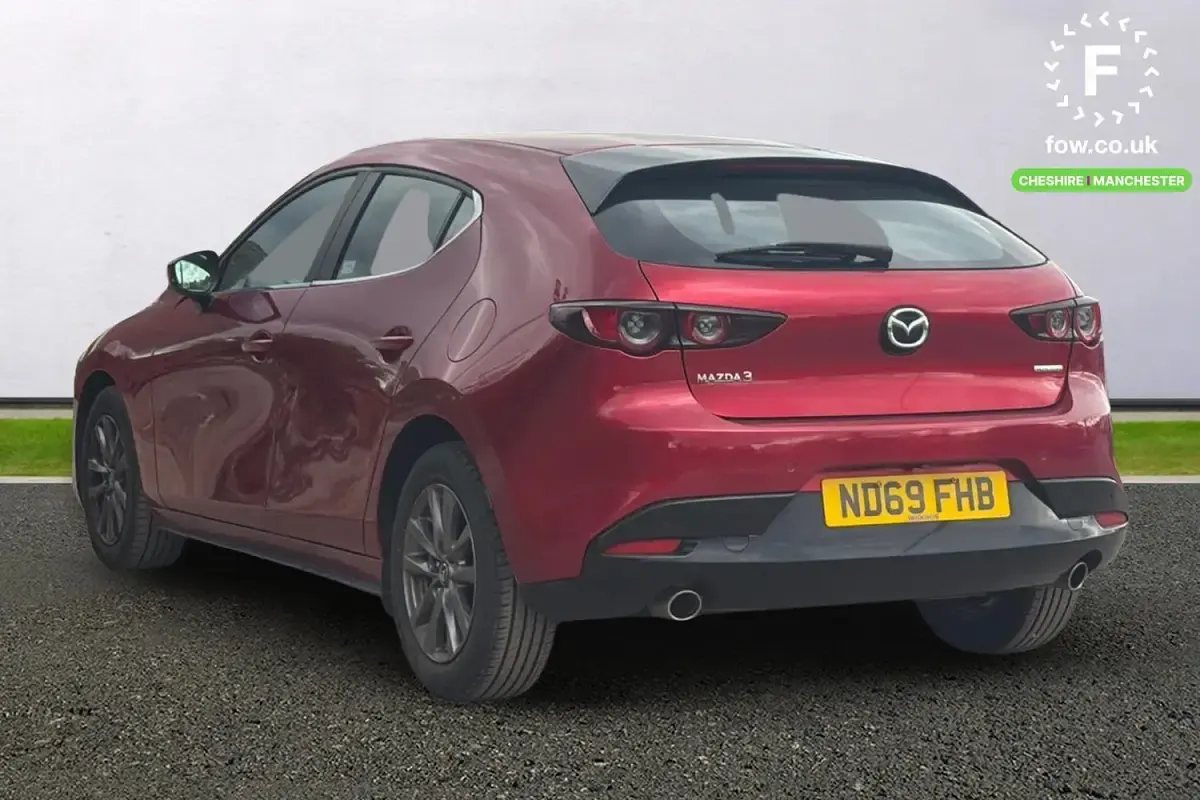 Used Mazda 3 122 HP (89 kW) 2019 Red Hatchback