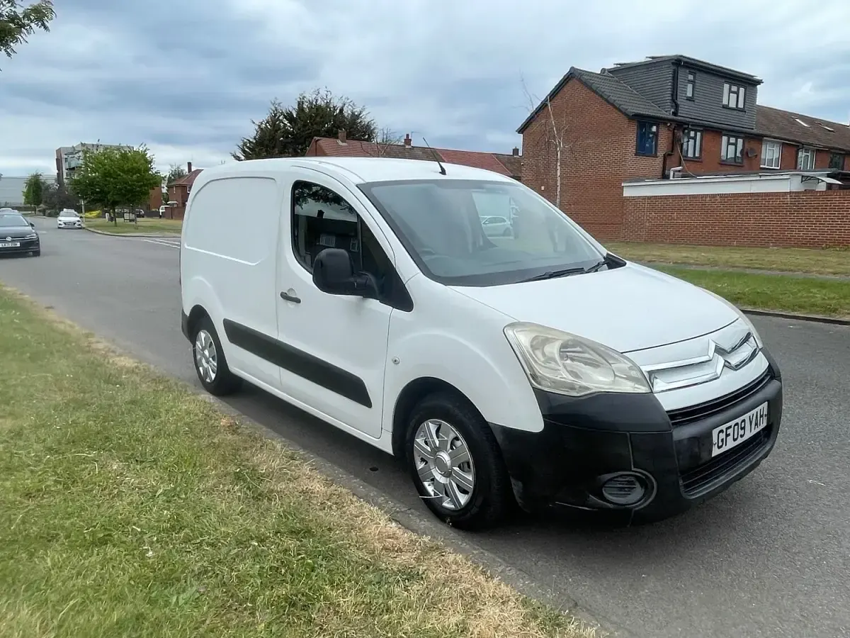 Used Citroën Berlingo 2009 White MPV