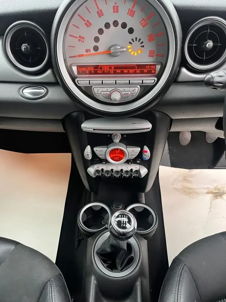 Usado Mini Cooper D Hatch 2009 Blanco Utilitario