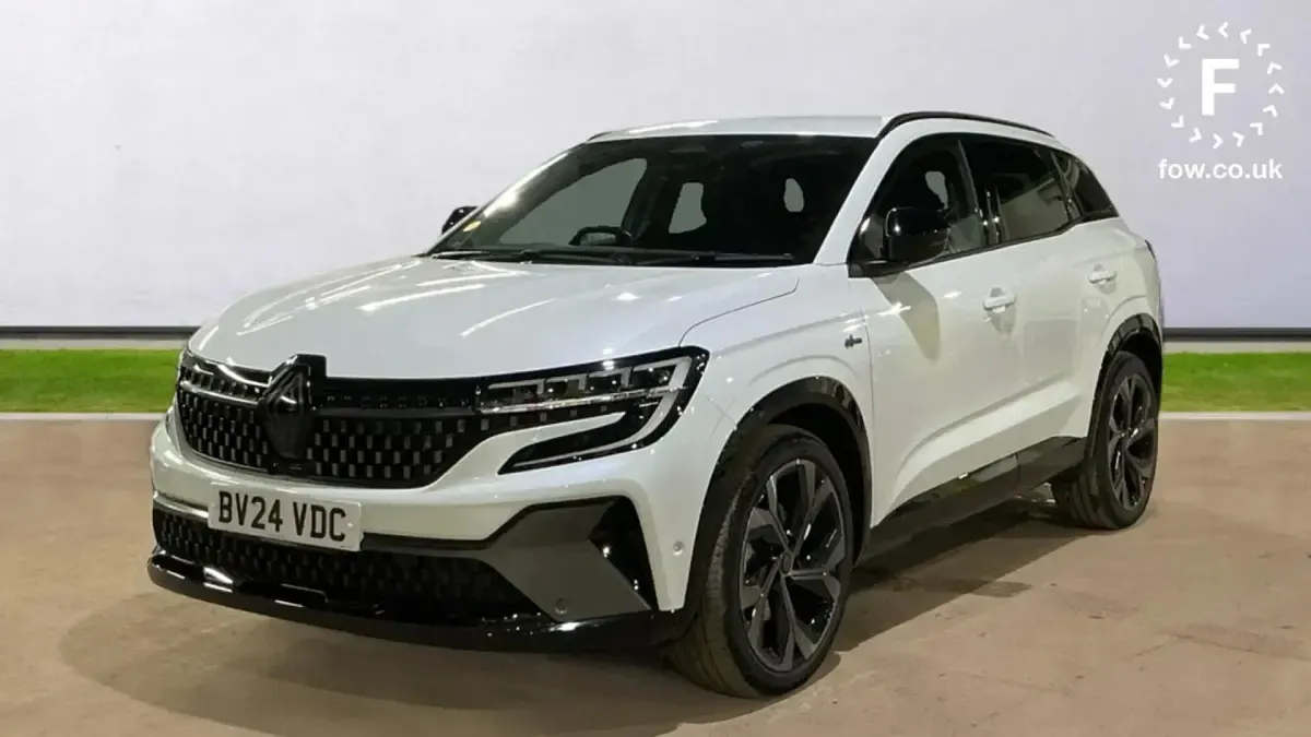 Used Renault Austral Techno Esprit Alpine 200 HP (147 kW) 2024 White SUV