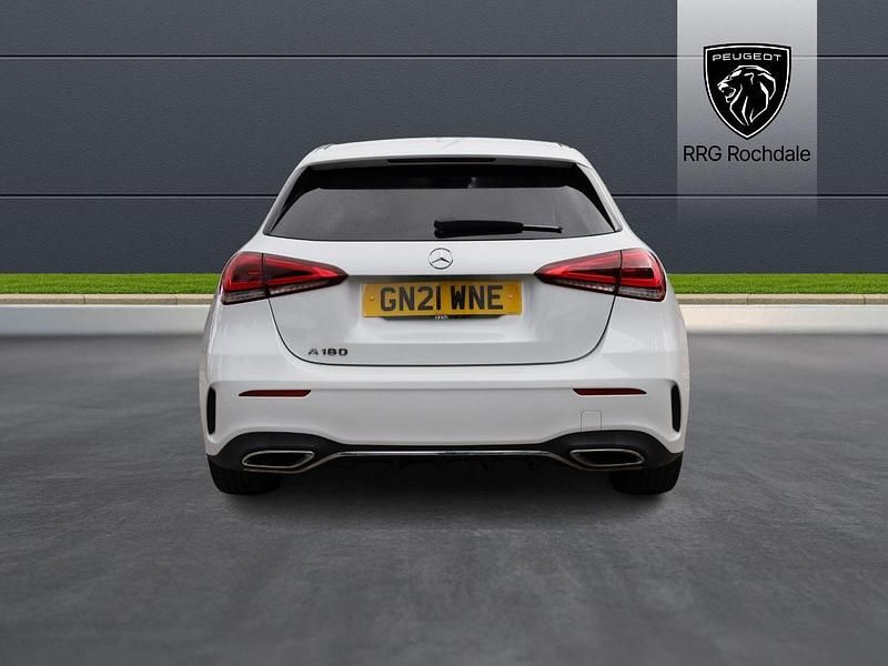 Used Mercedes A180 AMG line 134 HP (98 kW) 2021 White Hatchback