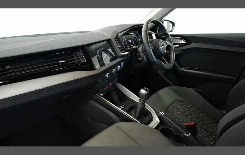 Used Audi A1 Sport 108 HP (79 kW) 2021 Grey SUV