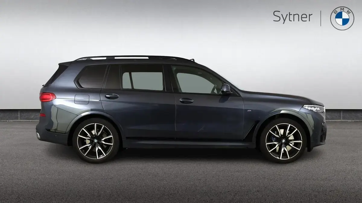 Usado BMW X7 M Sport 340 HP (250 kW) 2021 Cinzento SUV
