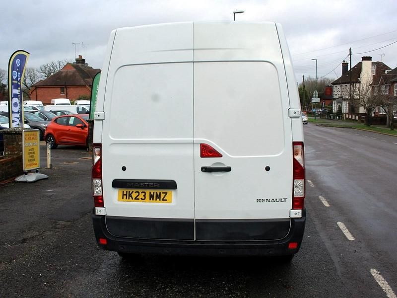 Used Renault Master Business 2023 White Van