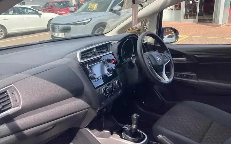 Used Honda Jazz S 102 HP (75 kW) 2017 Hatchback