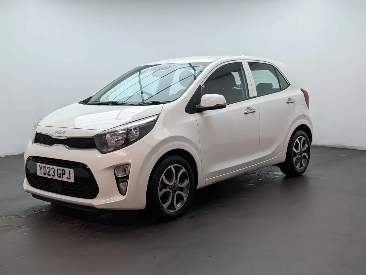 Used Kia Picanto 2023 White Hatchback