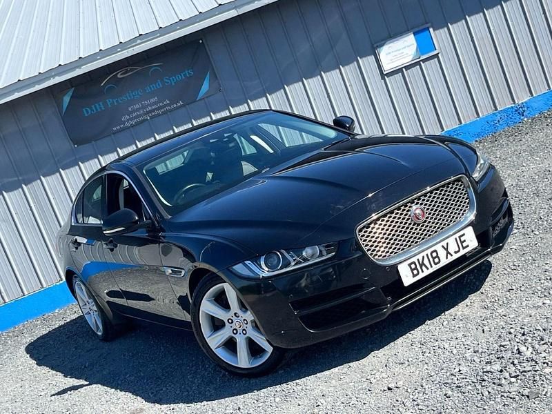 Gebraucht Jaguar XE Portfolio 250 PS (183 kW) 2018 Schwarz Limousine