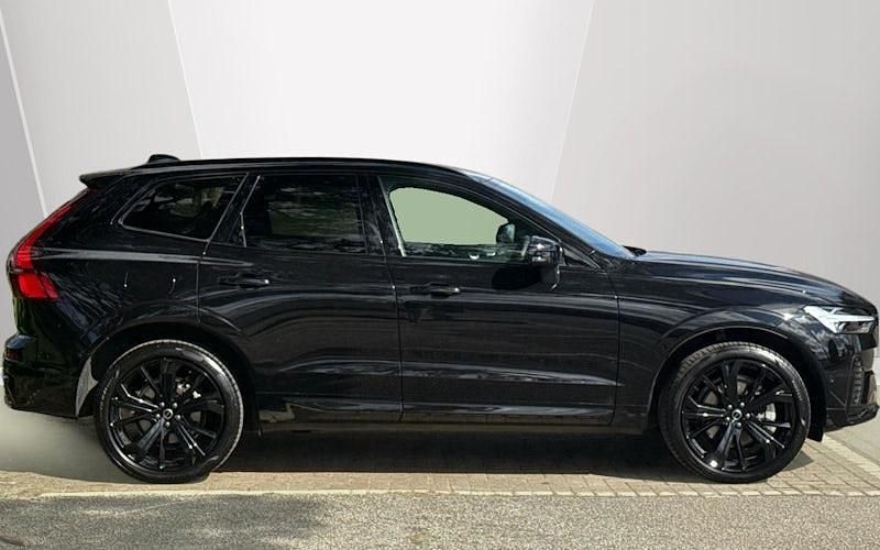 Used Volvo XC60 Plus 250 HP (183 kW) 2025 Black SUV