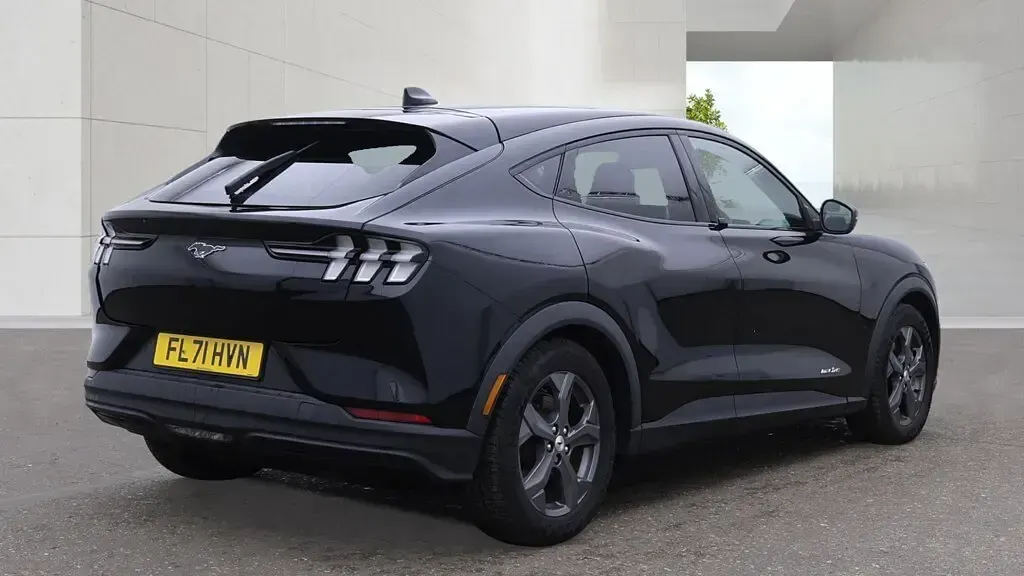 Used Ford Mustang Standard Range 269 HP (197 kW) 2021 Black Hatchback