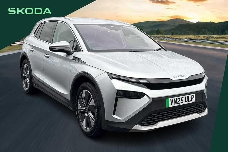 Brilliant silver metallic Used 2025 Skoda Elroq SUV | £30,999 (Good price) - Image 1/4