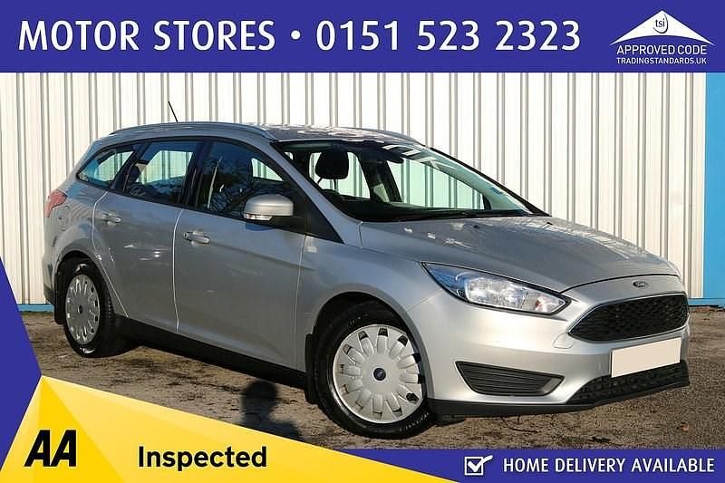 Used Ford Focus Style 105 HP (77 kW) 2018 Silver Estate