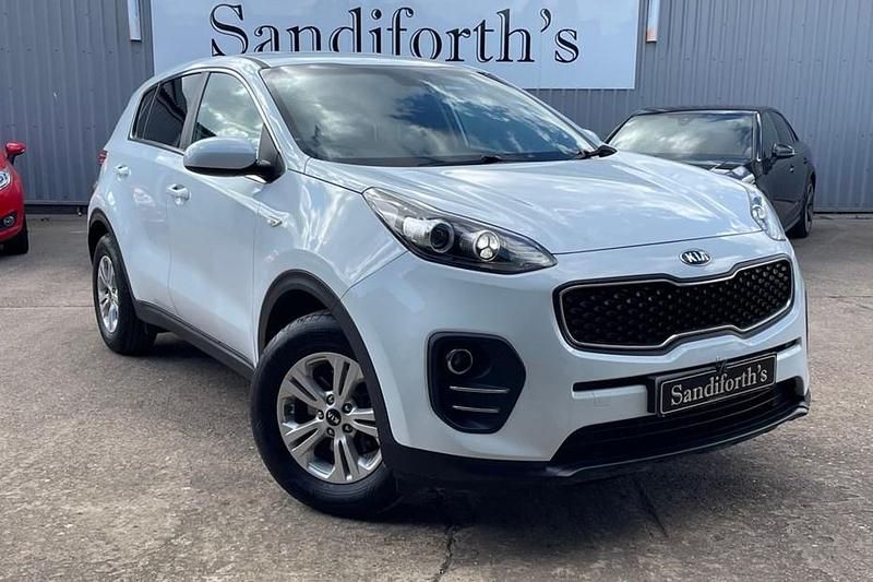 White Used 2016 Kia Sportage 2 SUV | £7,300 (Fair price) - Image 1/1
