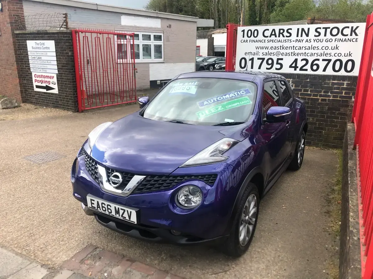 Used Nissan Juke Tekna 117 HP (86 kW) 2016 Blue SUV