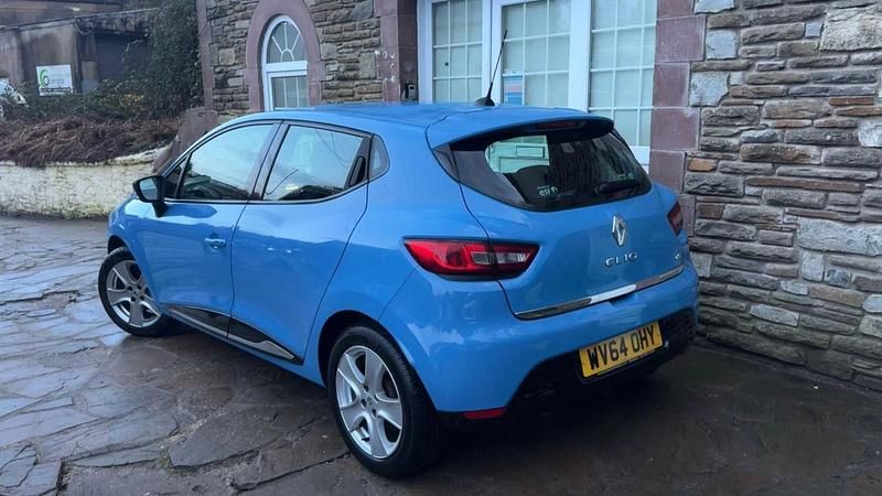 Used Renault Clio IV Dynamique 2014 Blue Hatchback