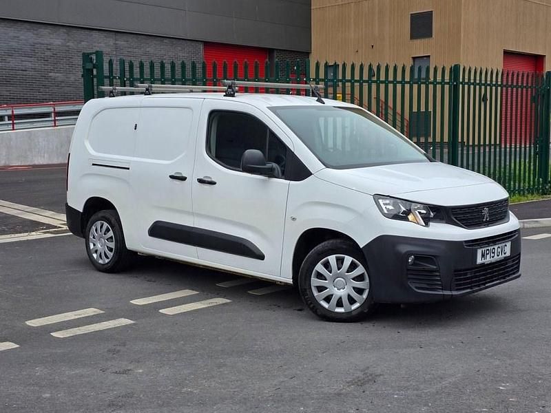 Used Peugeot Partner S 2019 White MPV