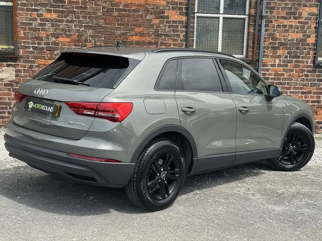 Used Audi Q3 Design 150 HP (110 kW) 2023 Grey SUV