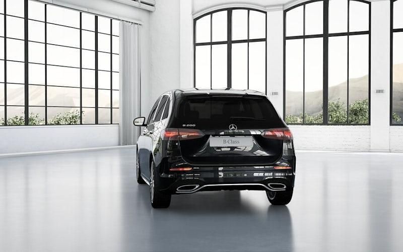 New Mercedes B200 AMG Line Premium 163 HP (119 kW) 2025 MPV