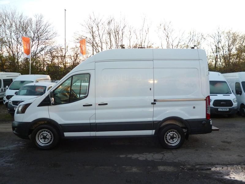 Used Ford Transit 130 HP (95 kW) 2018 White