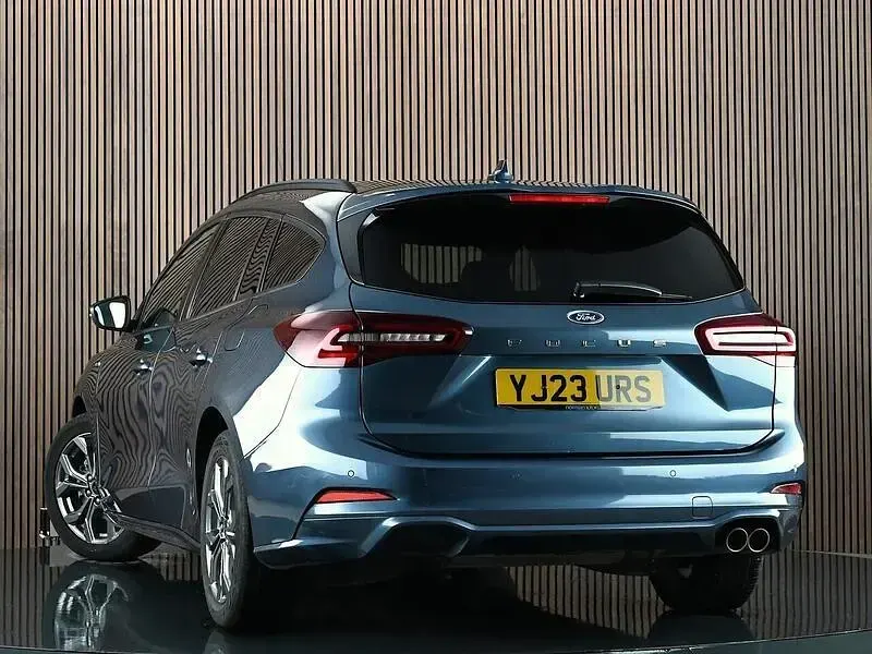 Used Ford Focus ST-Line 2023 Blue Estate