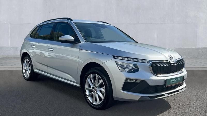 Brilliant silver metallic Used 2024 Skoda Kamiq SE SUV | £15,990 (Good price) - Image 1/4