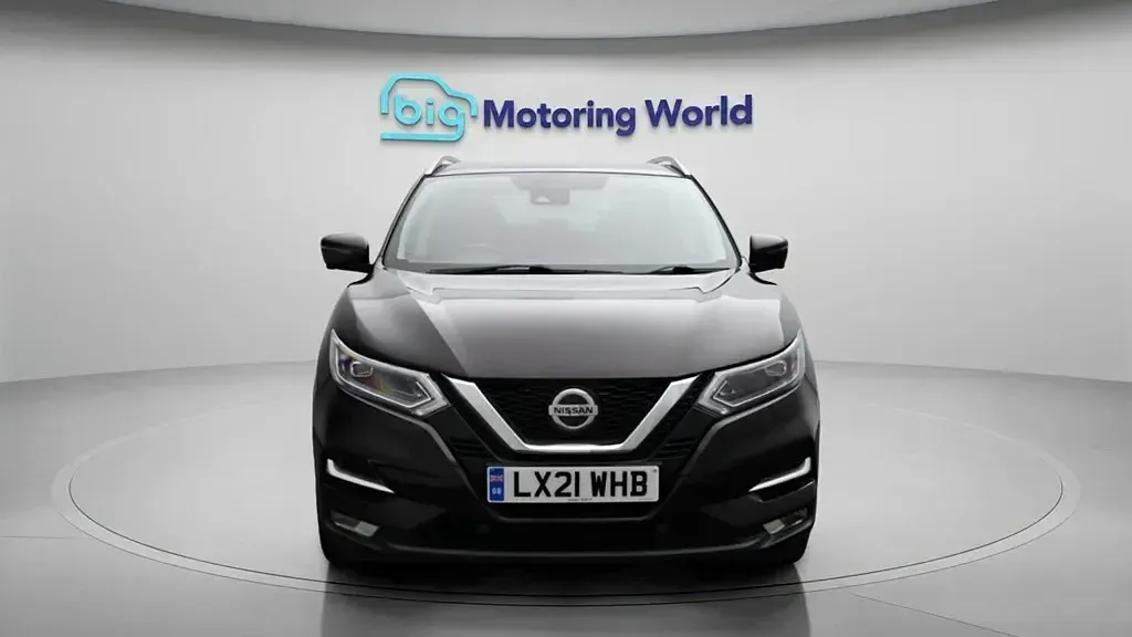 Used Nissan Qashqai N-Motion 160 HP (117 kW) 2021 Black SUV