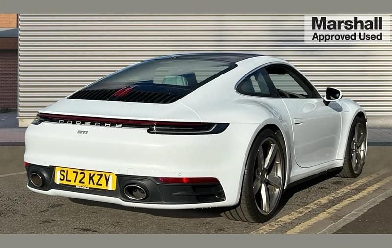Used Porsche 911 379 HP (278 kW) 2022 White Coupe