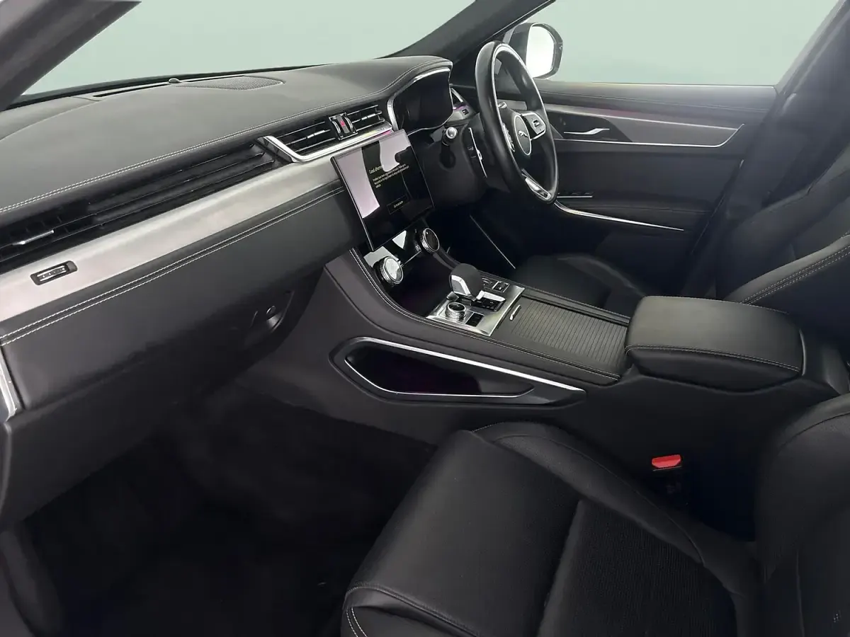 Used Jaguar F-Pace R-Dynamic 2021 White SUV