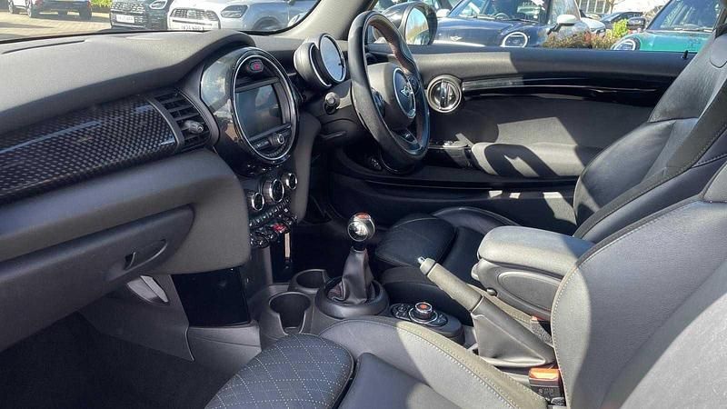 Used Mini Cooper S Hatch 189 HP (139 kW) 2019 Grey Hatchback