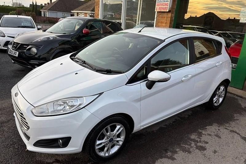 Used 2014 Ford Fiesta Zetec | £3,795 (Fair price) - Image 1/1