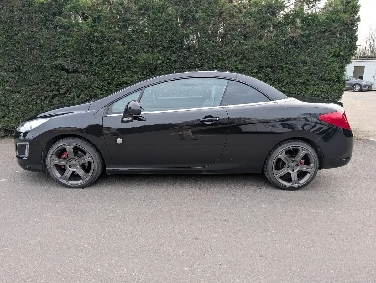 Begagnad Peugeot 308 CC Roland Garros 2013 Svart Cab