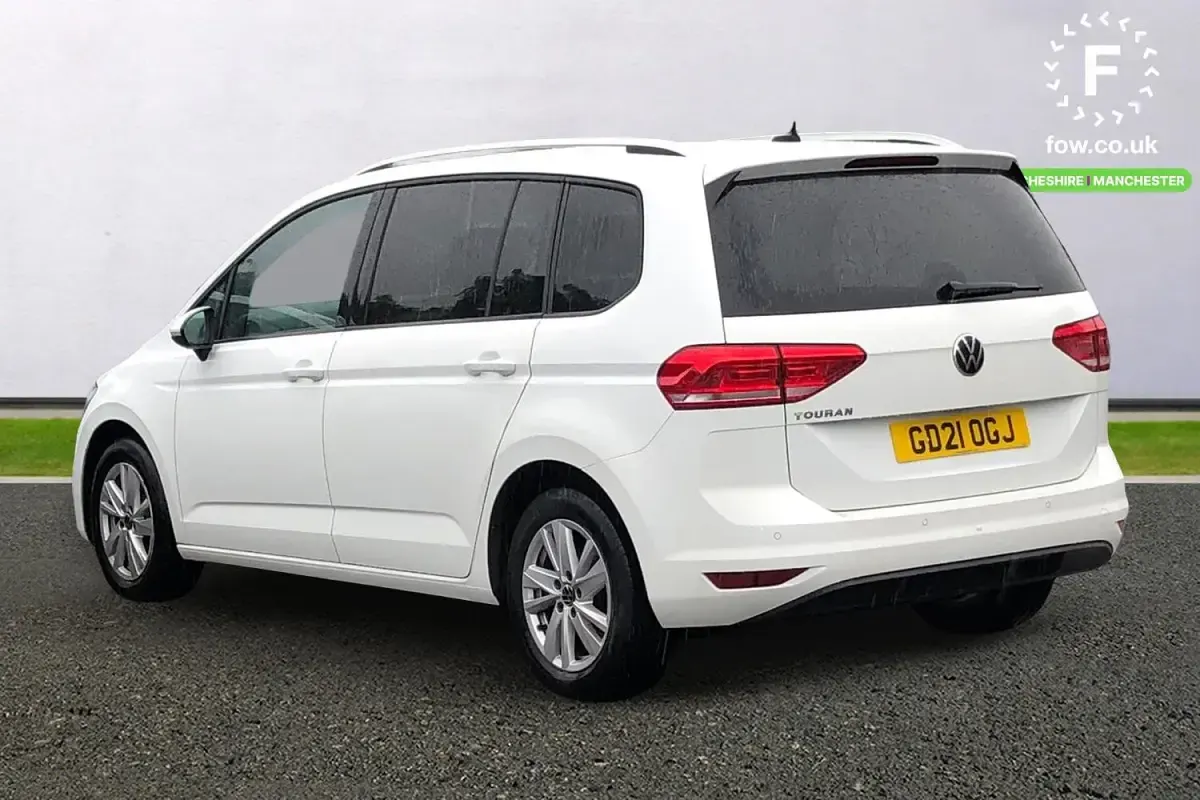 Used VW Touran SE 150 HP (110 kW) 2021 White MPV