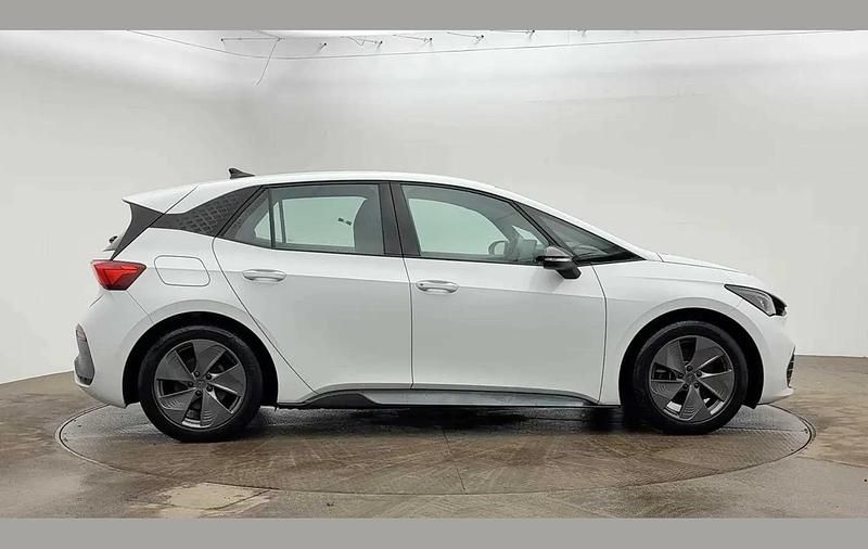 Used Cupra Born 150 kW (204 HP) 2022 White Hatchback