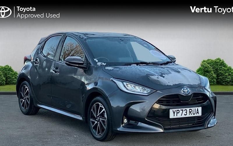 Used Toyota Yaris Hybrid Design 116 HP (85 kW) 2026 Hatchback