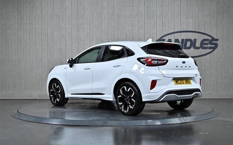 Used Ford Puma ST-Line X 125 HP (91 kW) 2023 White Hatchback