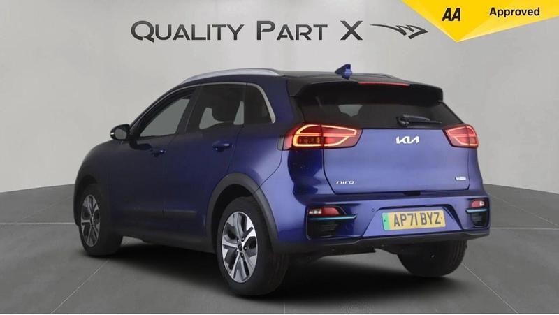 Used Kia Niro 150 kW (204 HP) 2022 Blue SUV