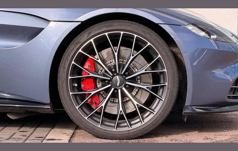 Used Aston Martin Vantage 510 HP (375 kW) 2022 Blue Coupe