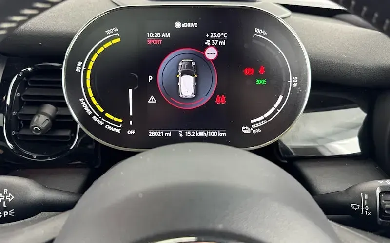 Used Mini Cooper Level 3 135 kW (184 HP) 2021 Black Hatchback