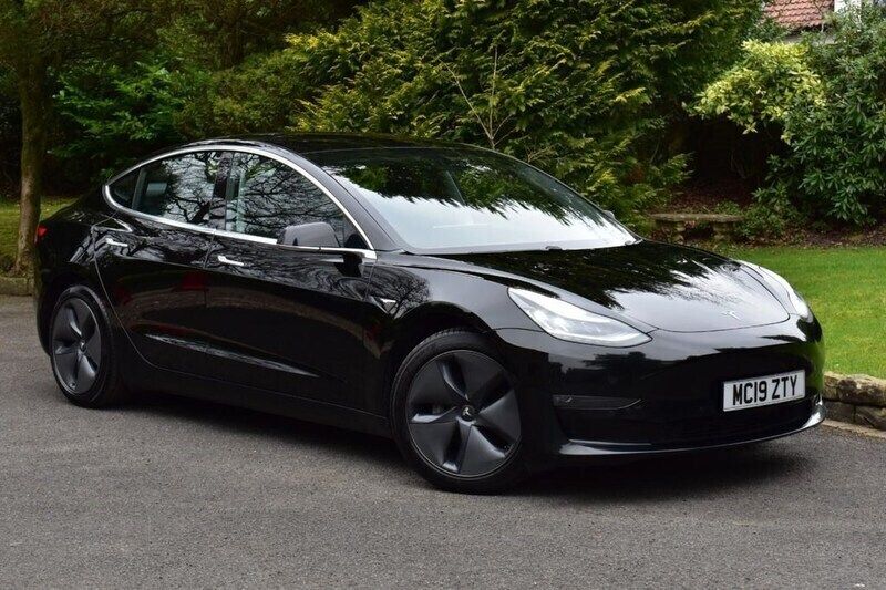 Black Used 2019 Tesla Model 3 Long Range Sedan | £13,000 (A bit pricey) - Image 1/4
