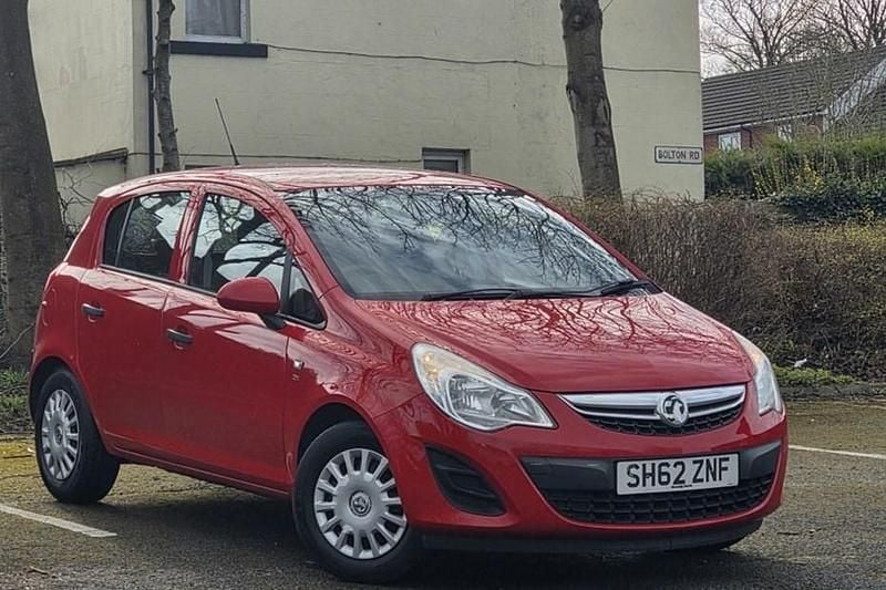 Used Vauxhall Corsa S 65 HP (47 kW) 2012 Red Hatchback
