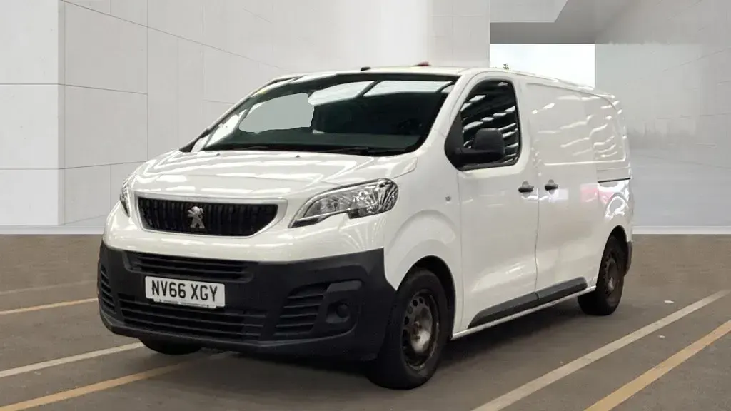 Second-hand Peugeot Expert S 2017 Alb Van